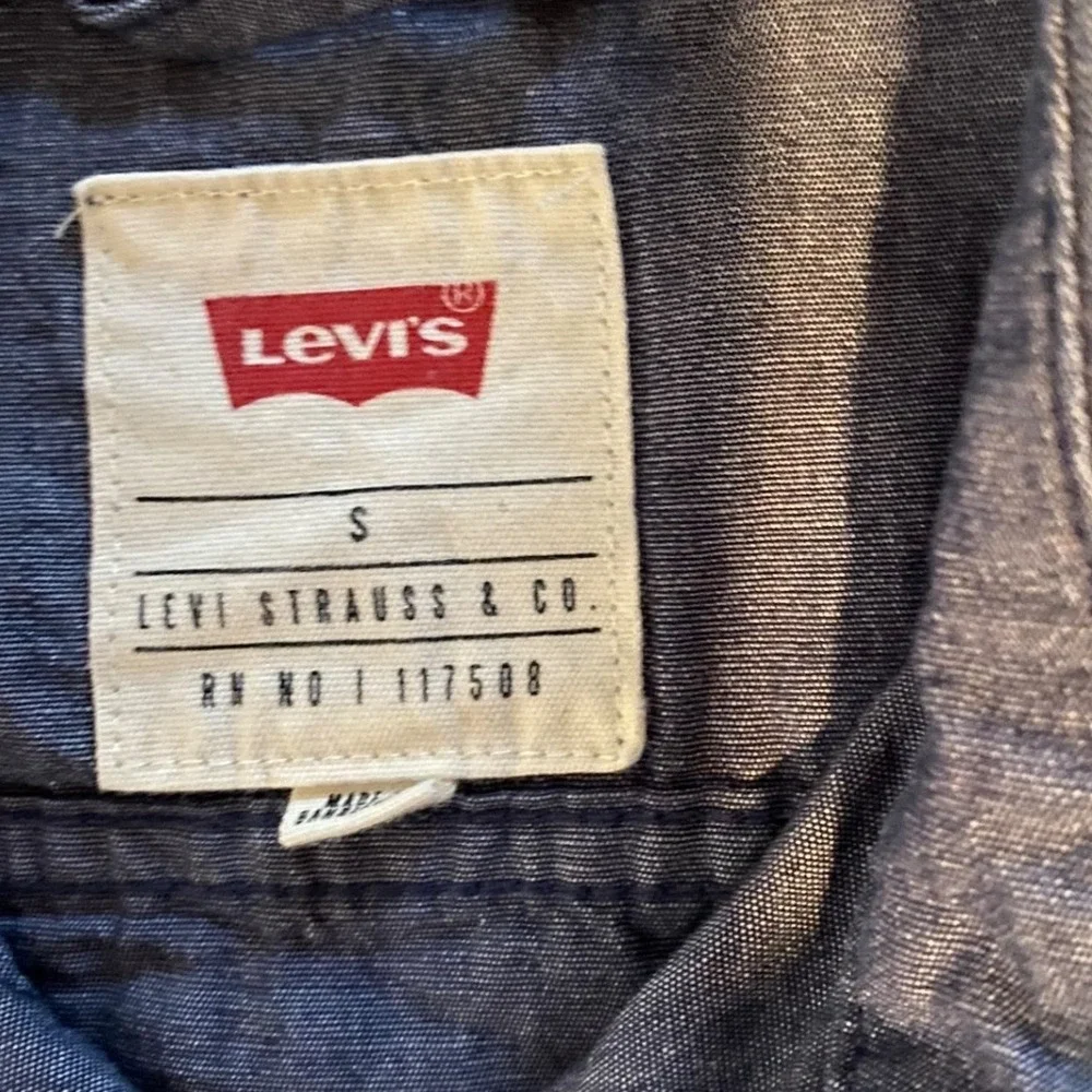 Levis Mens Blue Short Sleeve Denim Button Up Shirt Lightweight Small